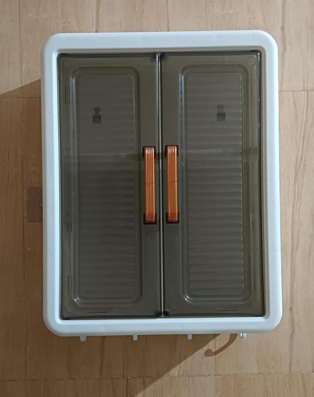 Minimalist Wall-Mounted Storage Box for The Bathroom